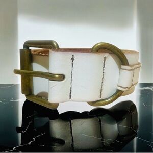 Men’s GAP White Leather Belt with Brass Buckle Waist 30-32